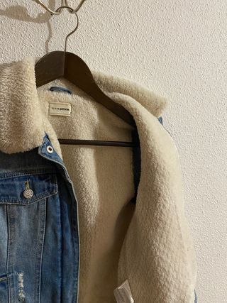 Chaqueta vaquera con borrego