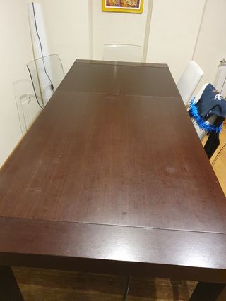 Mesa de comedor extensible de madera