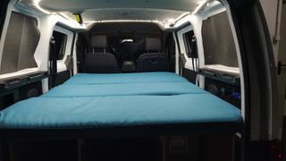 CAMPER: Furgoneta Nissan NV200 camperizada