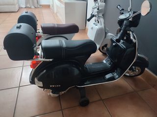 Moto batería niños Original Vespa.
