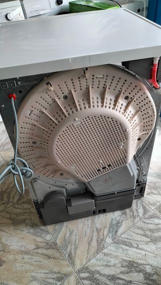 SECADORA AEG 8KG de condensacion
