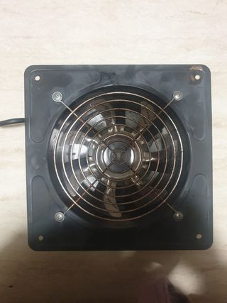 Ventilatore assiale piccolo.