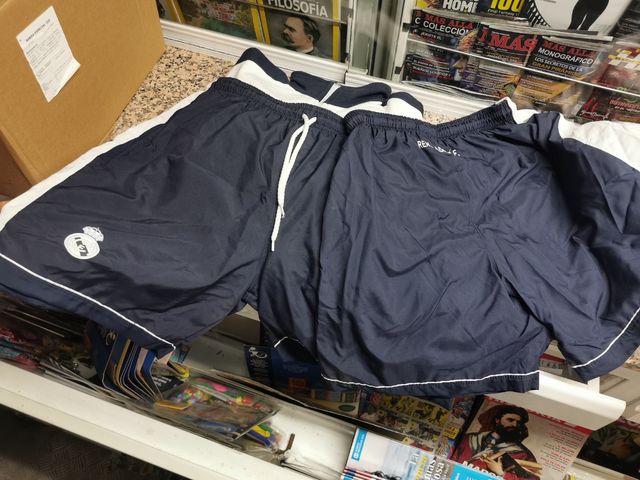 Pantalón corto real Madrid