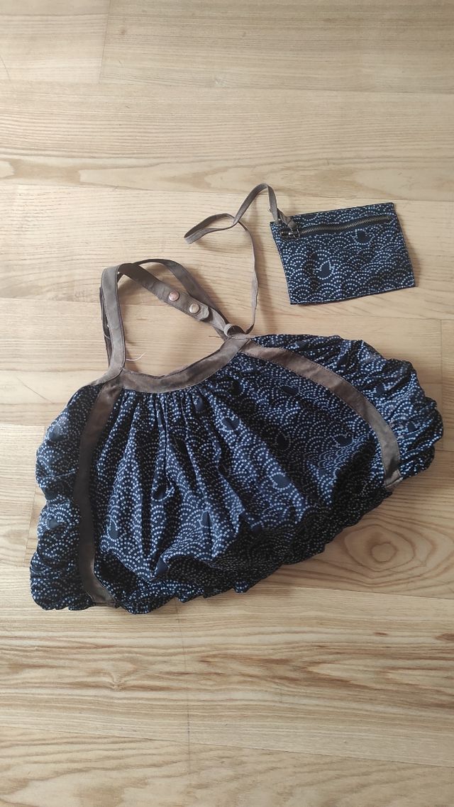 Bolso de tela y piel