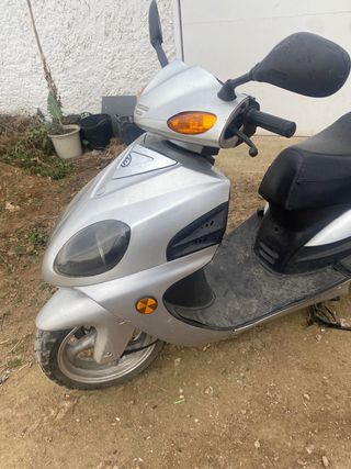 Moto QINGQI 125