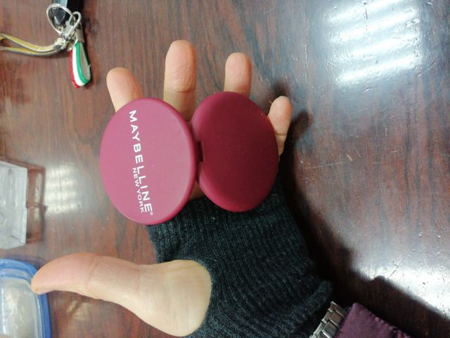 Specchietto. Maybelline New York. Nuovo 