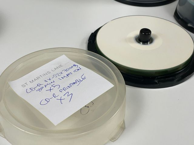 Lote de CDs para grabar (Writeable) 52x 700Mb