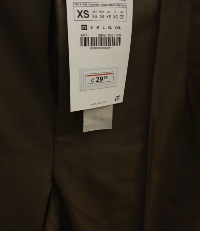 Pantalón lapiz efecto cuero XS Zara! 🍫nuevos!!!!