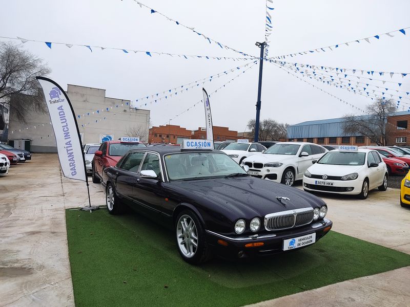 Jaguar Daimler 2001 - foto 1