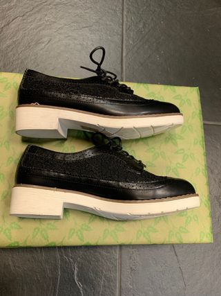 zapato plano estilo vintage