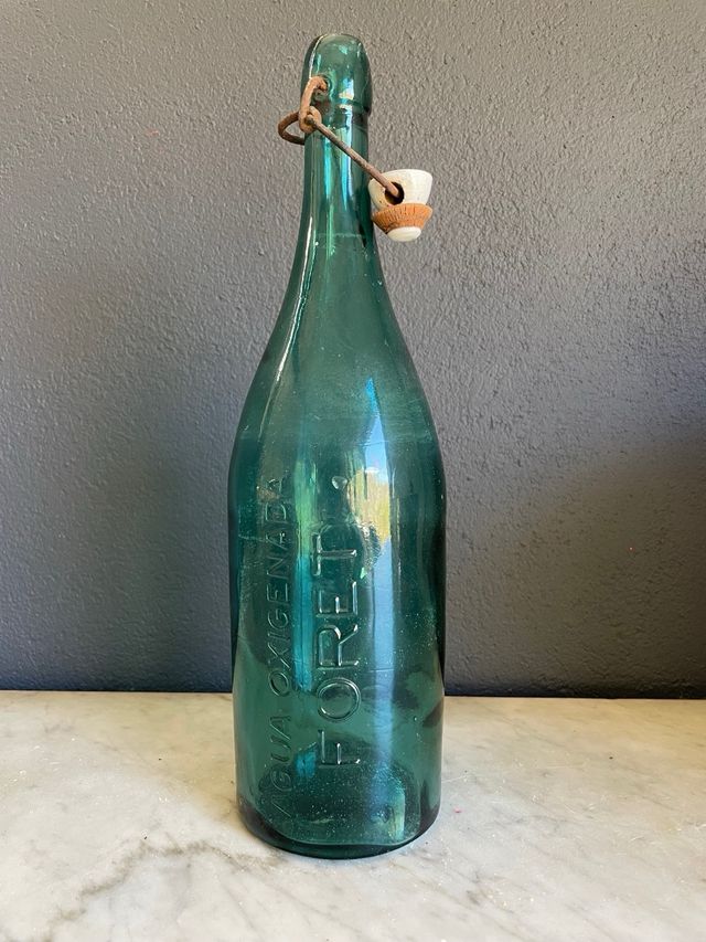 ANTIGUA BOTELLA DE VIDRIO