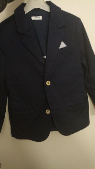 Americana niño talla 6 116