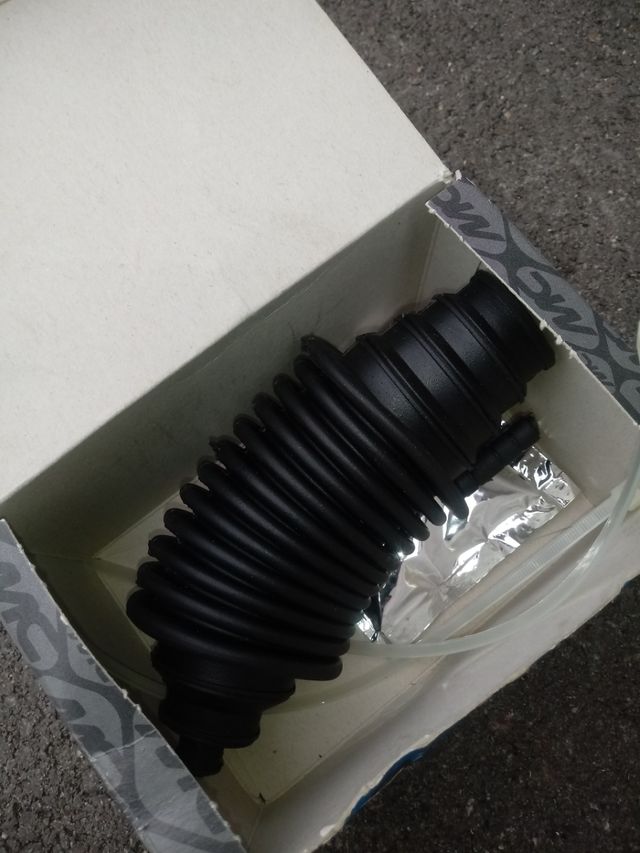 Guardapolvo de dirección universal