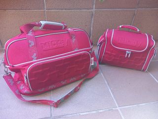 Bolsa de viaje y neceser de Mickey