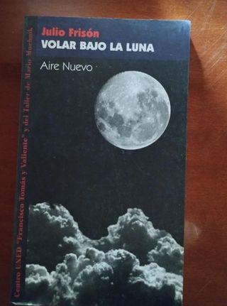 Volar bajo la luna