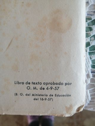 Libro francés antiguo año 1957