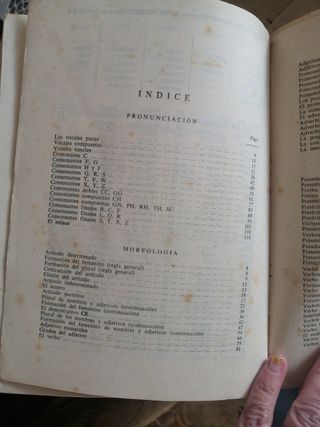 Libro francés antiguo año 1957