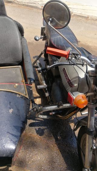 Sanglas 400 con sidecar