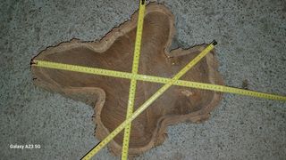 Rodajas Robinia, bricolaje, Mesilla