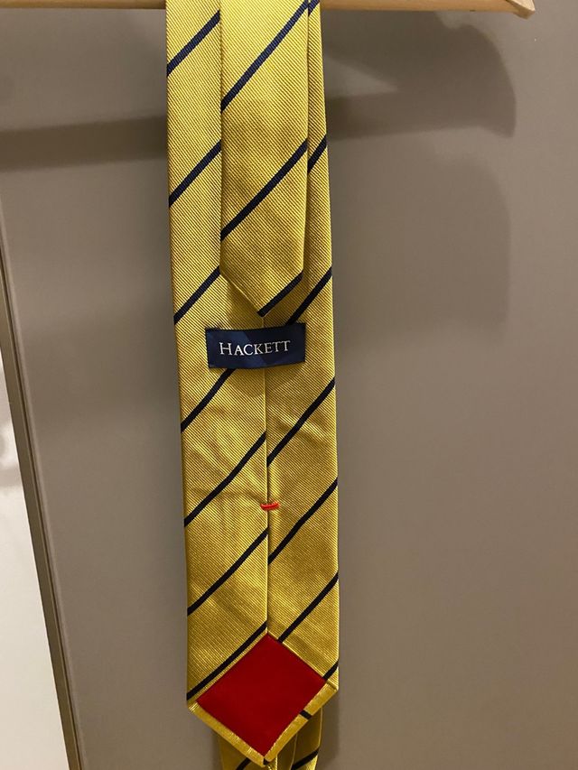 Corbata Hackett