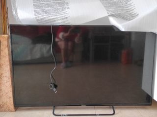 Alicante Smart TV 58" TD Sistem se ve azul pantall