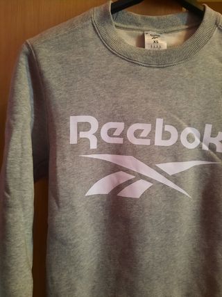 Sudadera REEBOK talla XS= 20€