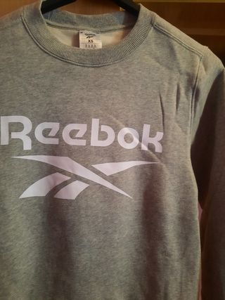 Sudadera REEBOK talla XS= 20€