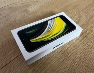 caja iphone SE