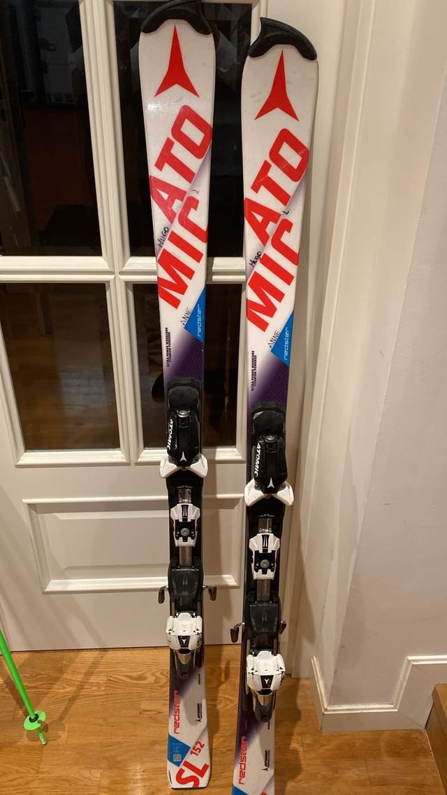 Esquís Atomic de slalom 152