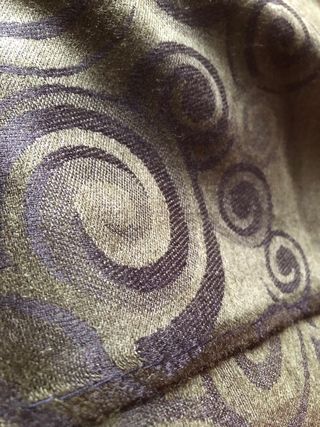Pashmina estampada con flecos
