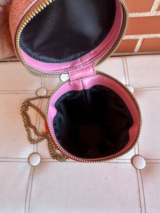 Bolso vaso de batido de fresa
