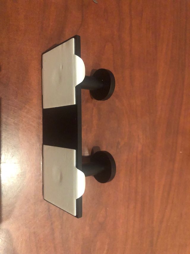 Colgador doble negro