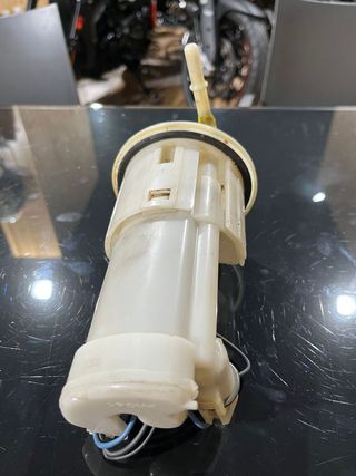 Bomba de gasolina triumph Tiger 1050 