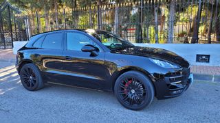 Porsche Macan Turbo 