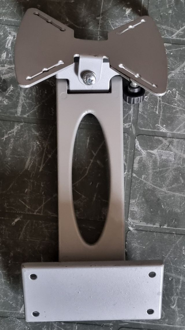 STAFFA PORTA TV MONITOR SUPPORTO PARETE BRACCIO TV