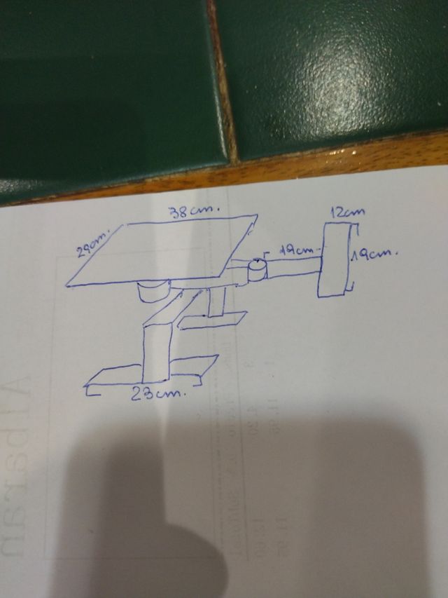 Soporte de TV antiguo