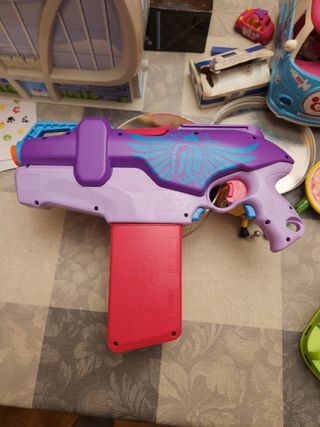 Nerf Rebelle. Pistola electrónica dardos