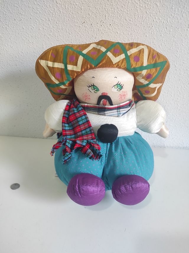 Muñeco mexicano de tela