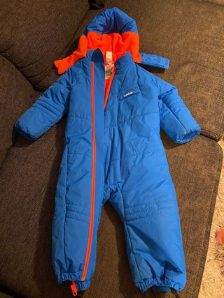 Monos de esqui niño y botas