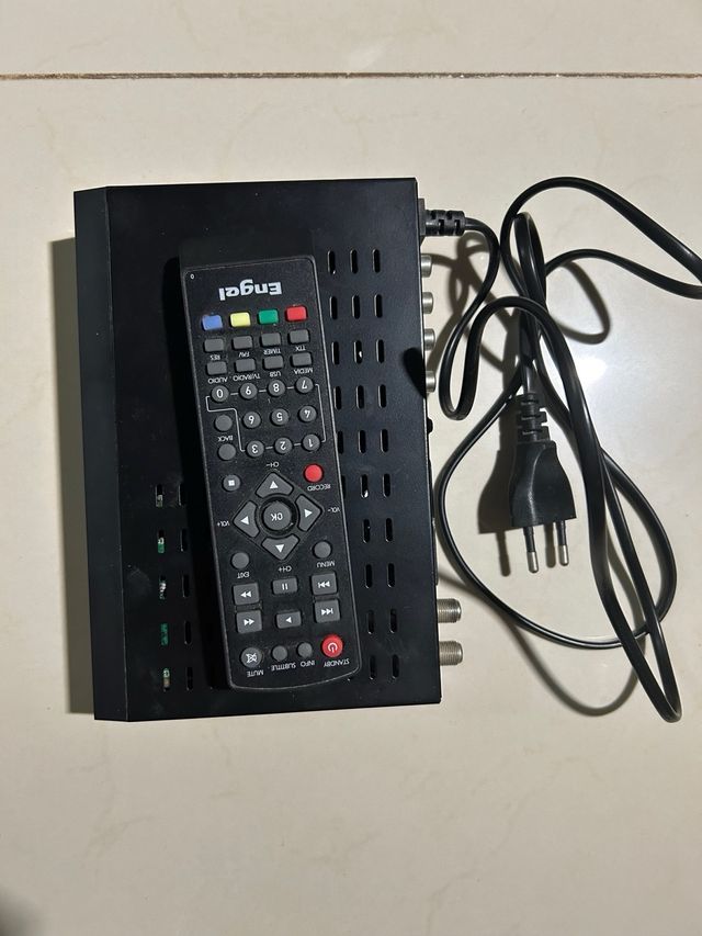 Receptor satelite Engel RS3320 HD