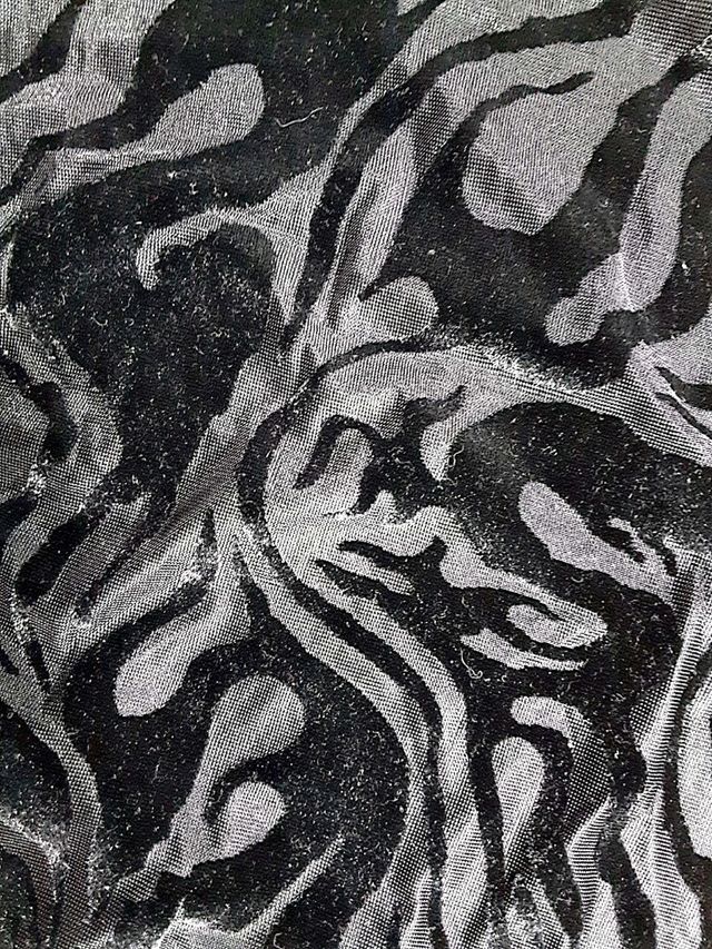 Vestido largo con terciopelo negro