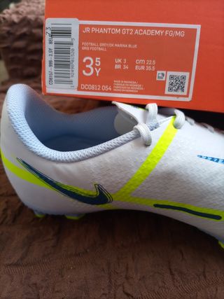 Zapatillas futbol niño Nike JR Phantom