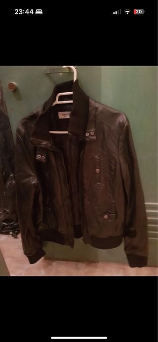 cazadora cuero mujer