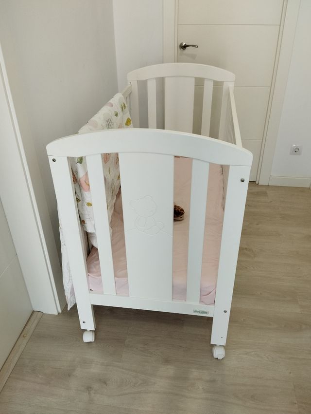 Cuna "Micuna" Modelo "Nicole"