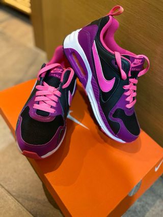 nike air max negras y moradas