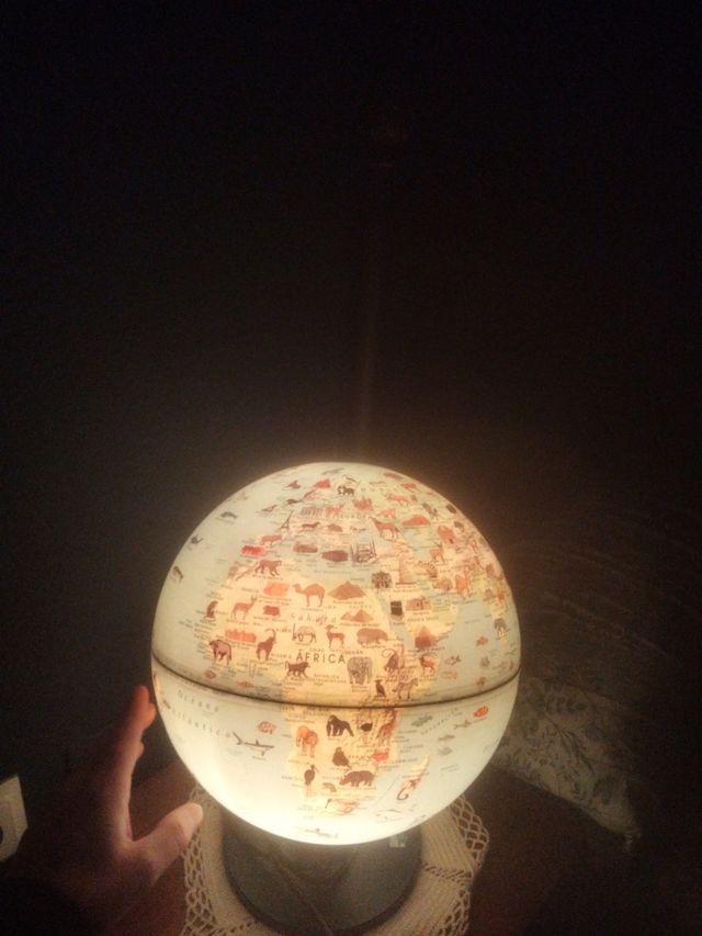 Lámpara bola del mundo