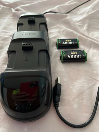 OIVO Cargador para Xbox con 2x4800mWh 