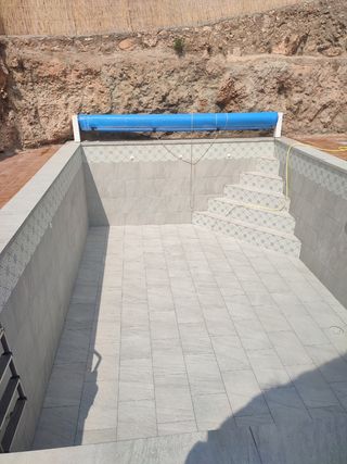 Construcciones y reformas 