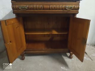Aparadorantiguo.
