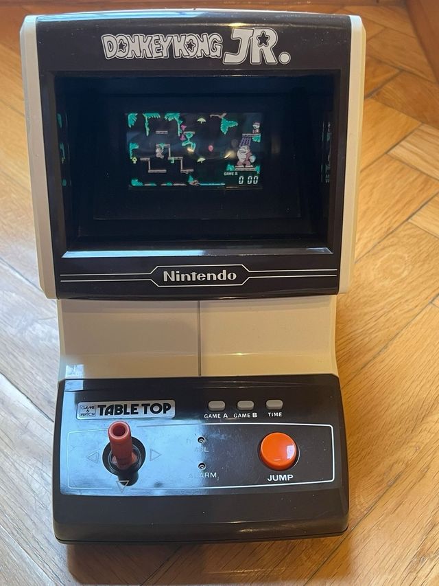 NINTENDO TABLE TOP GAME & WATCH-DONKEY KONG JR.